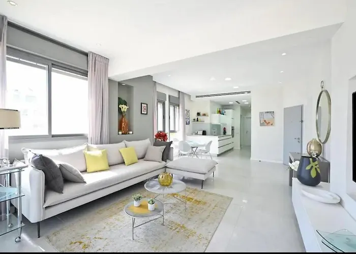 Seaside Apt Balcony&Parking !