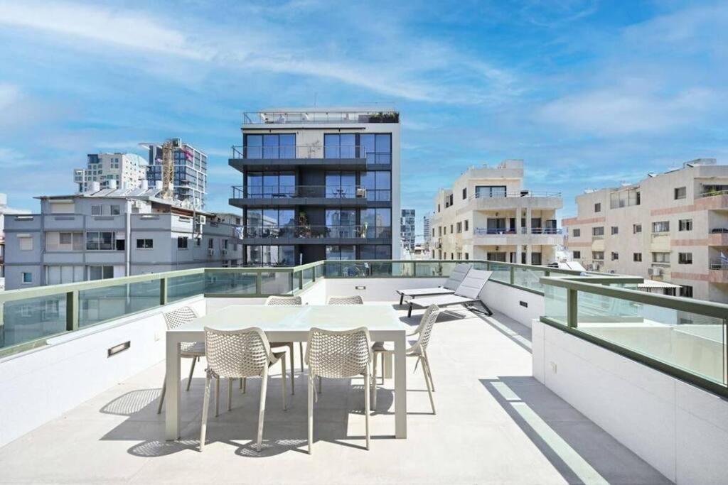 Seaside Balcony&parking ! *